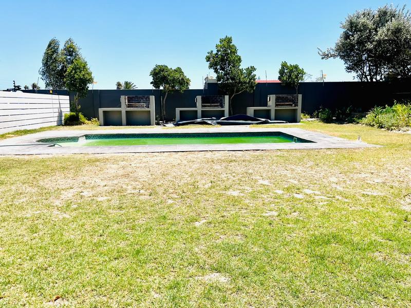 2 Bedroom Property for Sale in Burgundy Estate Western Cape